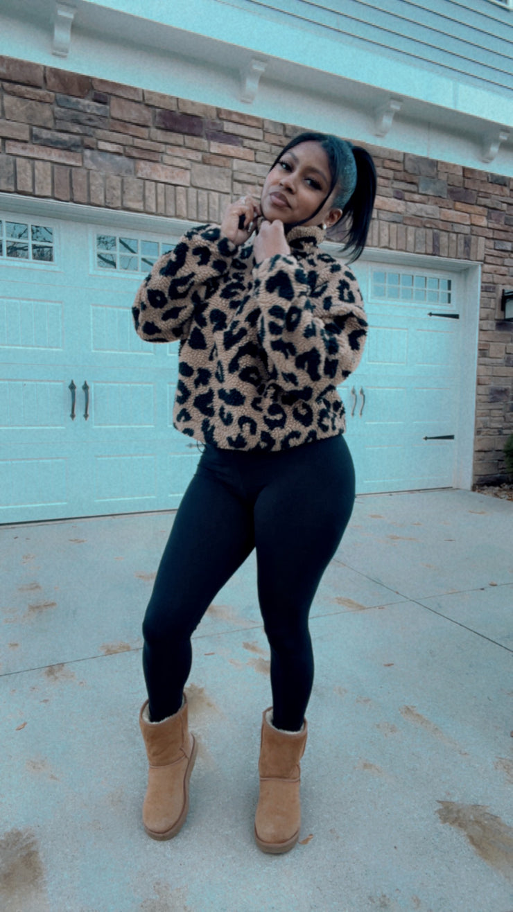 Leopard pullover